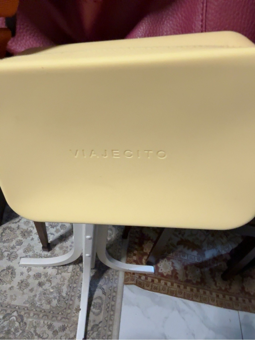 Viajecito Splashkit Small Butter Yellow Silicone Crossbody Bag Adj Strap EUC